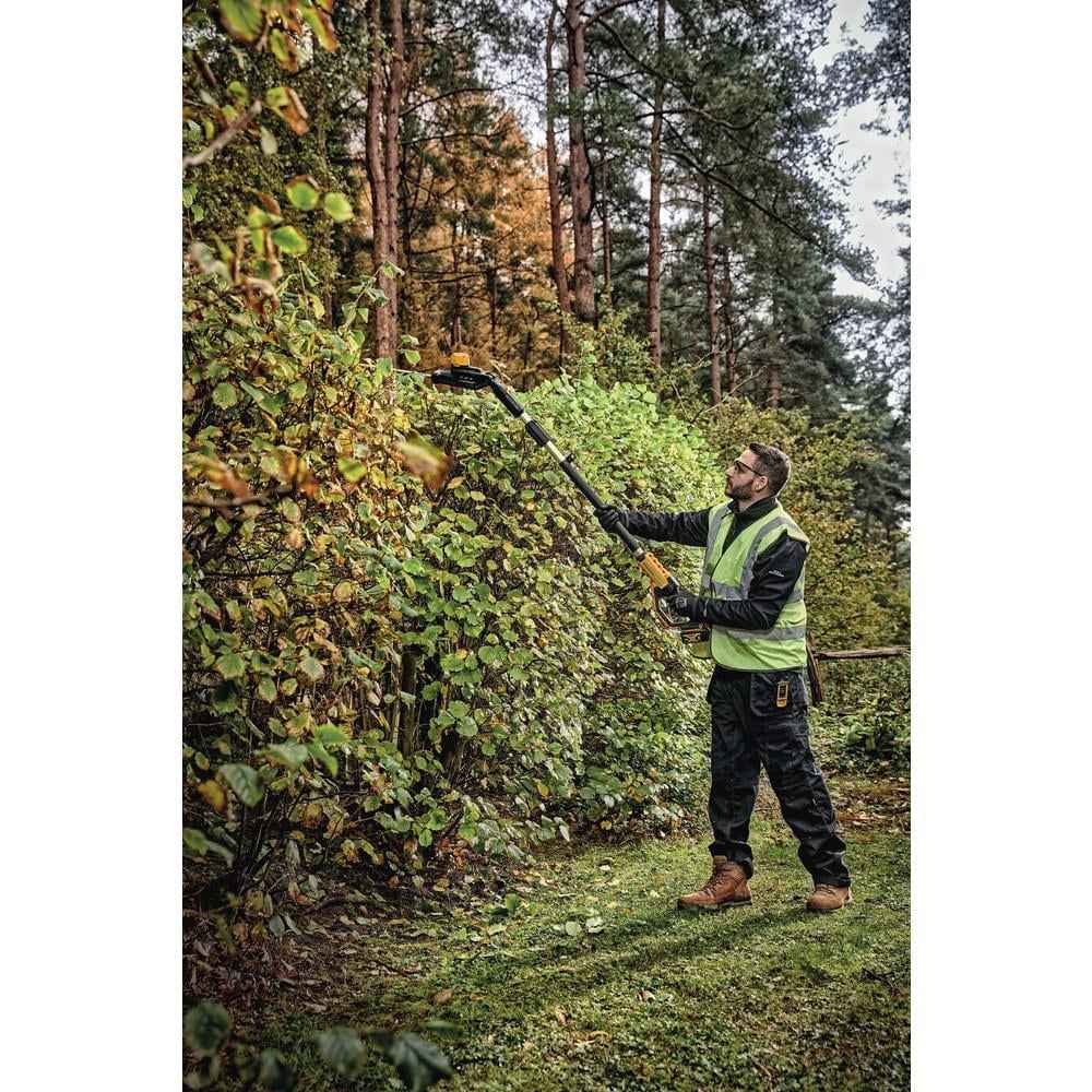 DEWALT 22” 20 Volt Battery Powered Power Hedge Trimmer