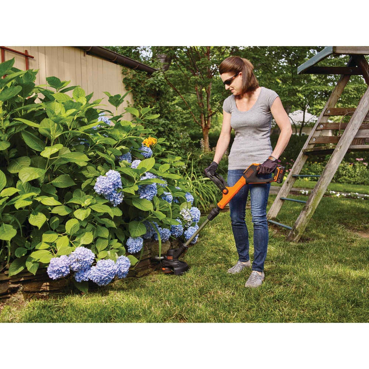 BLACK+DECKER 20V MAX* Lithium EASYFEED  String Trimmer/Edger, LSTE523