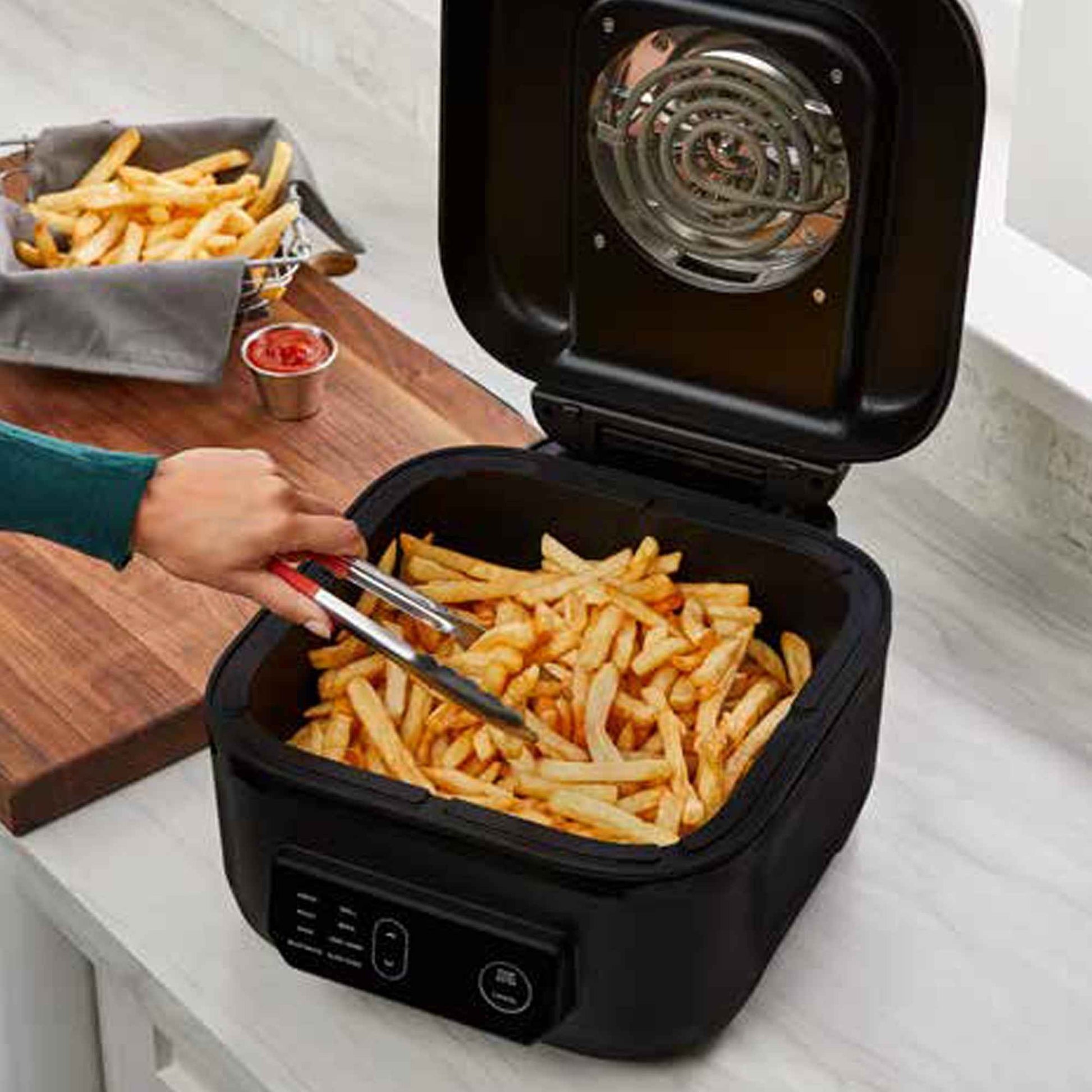 George Foreman 7-Serving 6 Qt Electric Indoor Grill and Air Fryer, 7-in-1 Functionality, Black