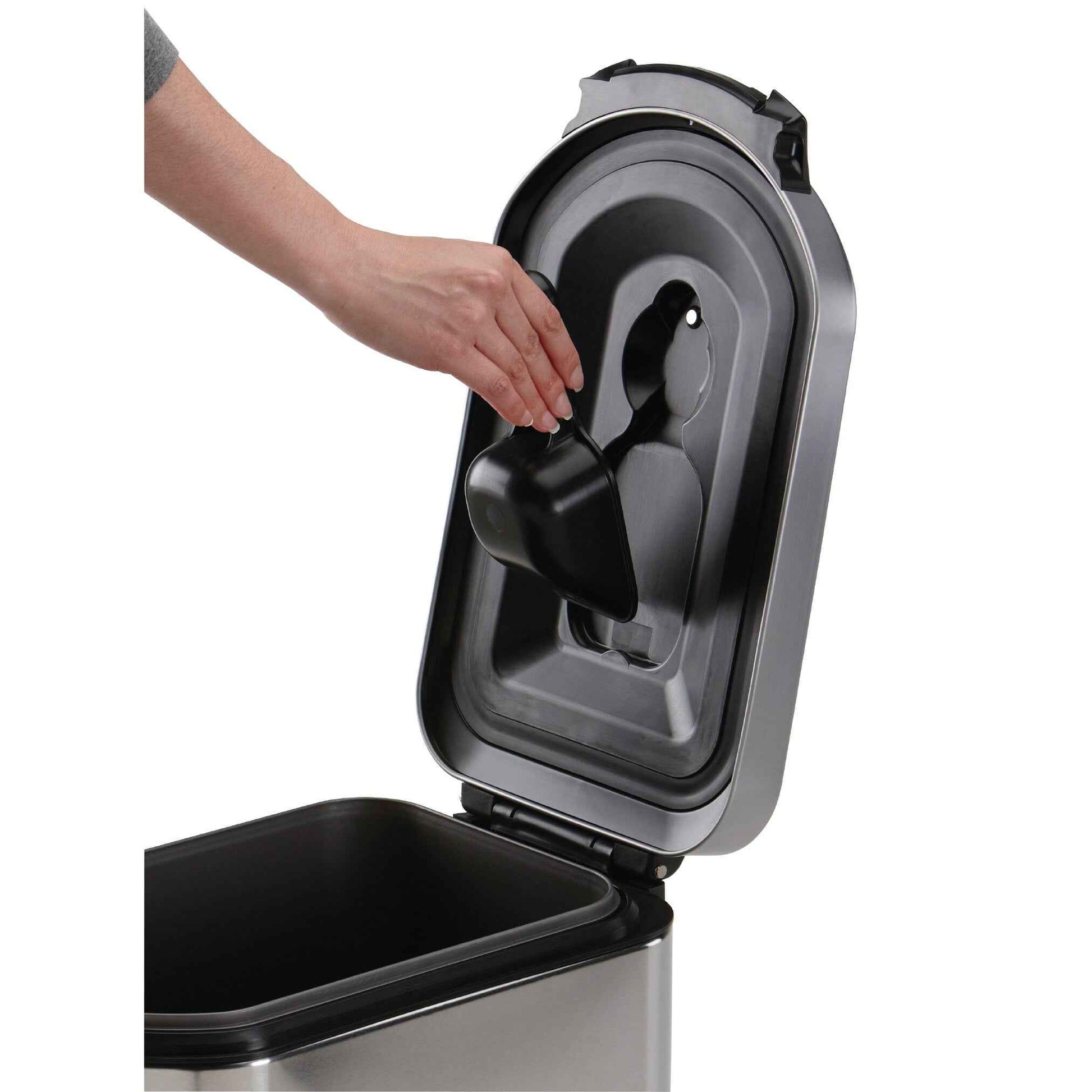 simplehuman 30 Liter Large Pet Food Storage Container, Brushed Stainless Steel for Dog Food, Cat Food, and Bird Feed