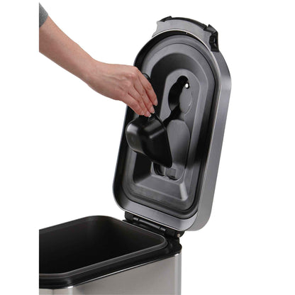 simplehuman 30 Liter Large Pet Food Storage Container, Brushed Stainless Steel for Dog Food, Cat Food, and Bird Feed