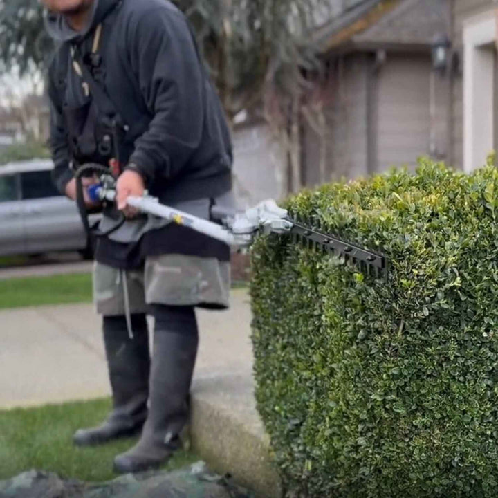 WILD BADGER 40V 4-in-1 Multi-Tool Kit: Weed Wacker, Pole Saw, Hedge Trimmer, Brush Cutter 2*20V 4Ah Batteries & Charger