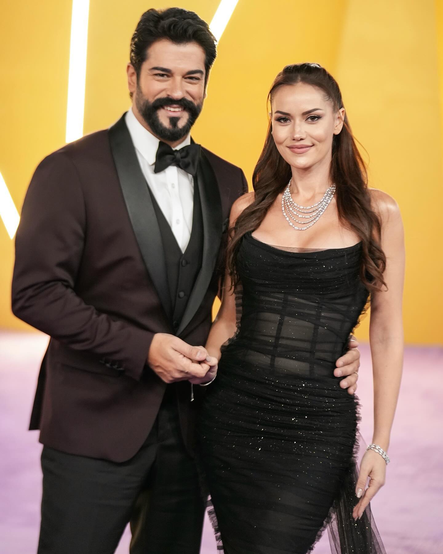 Burak between the wedding and the pressure of his new TV series