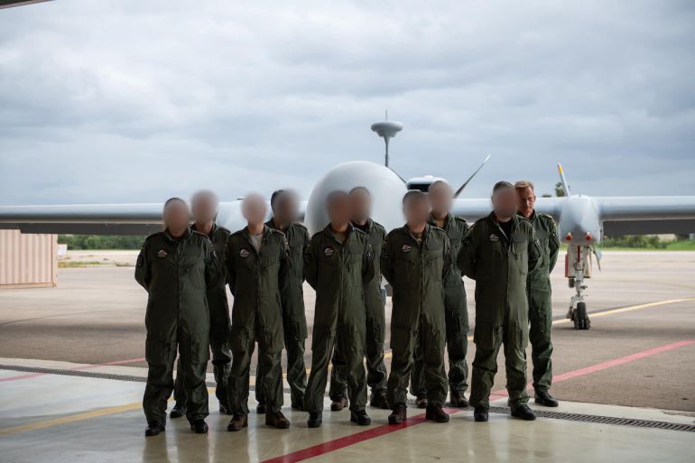 Briefing for Israeli Air Force drone operators during the operation "Zaire lion"(Photo of Israeli army spokesman released for free media use.)