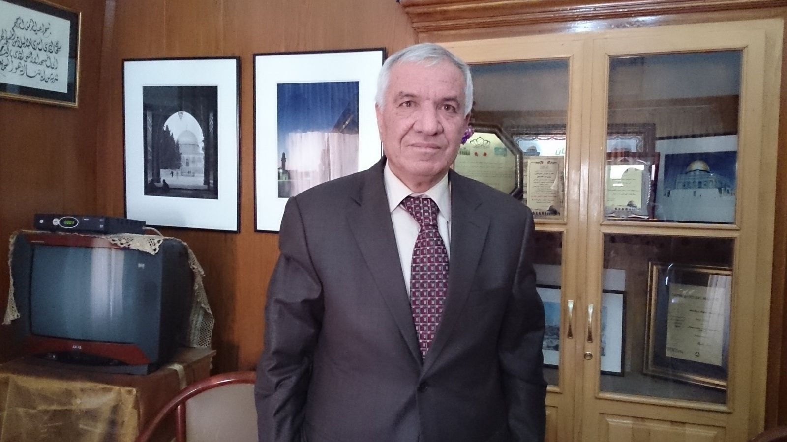 Azzam al-Khatib: Occupation began in 2003, bringing tourists to al-Aqsa under police protection (Al-Jazeera)