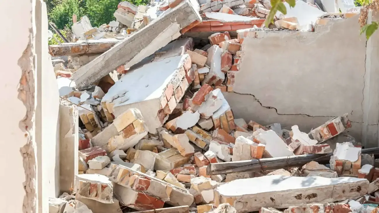 A house damaged by the war in Syria collapsed on its owner