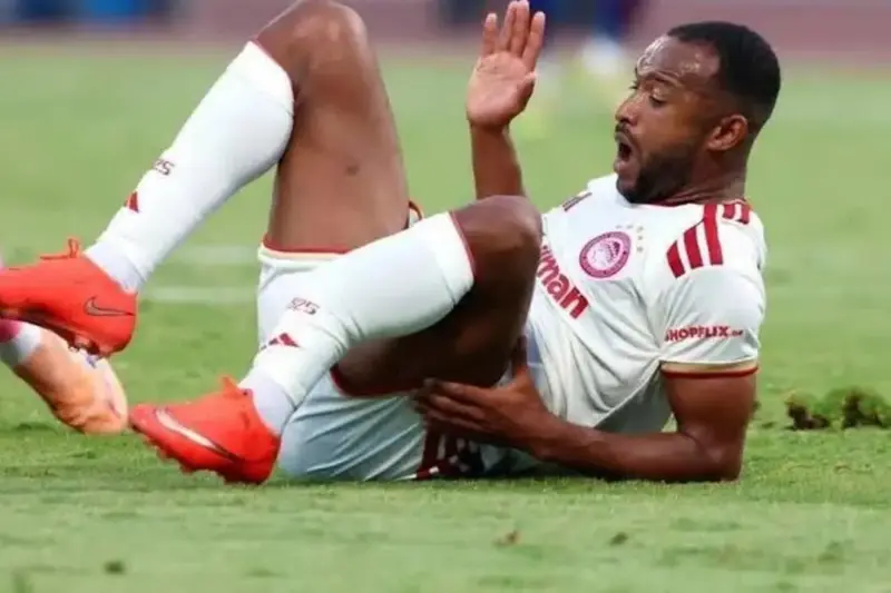 After Ayoub El Kaab’s injury, 10 stars endured the nightmare of a broken leg
