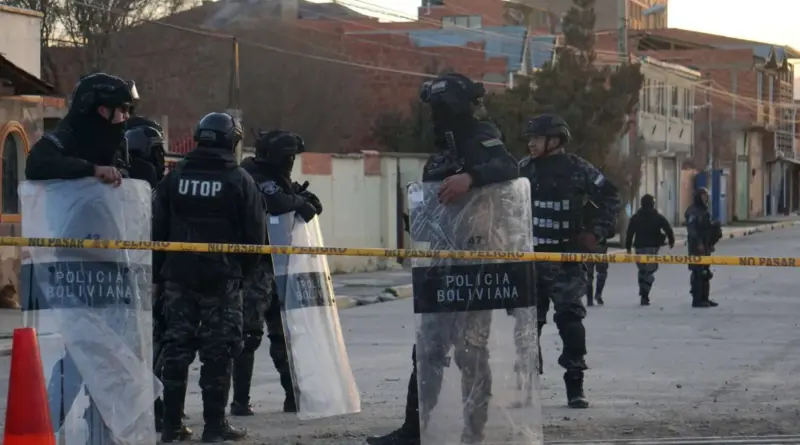 Bolivia: At least 10 people were killed in an explosion at a military barracks