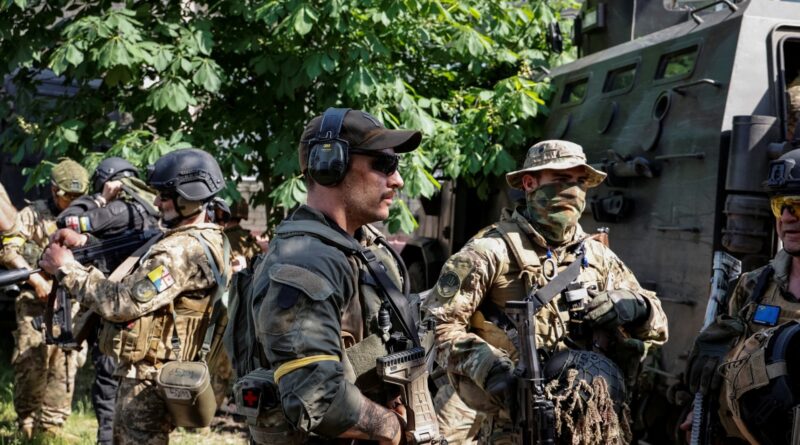 Guardian investigation: Chinese in Ukraine's trenches searching for meaning