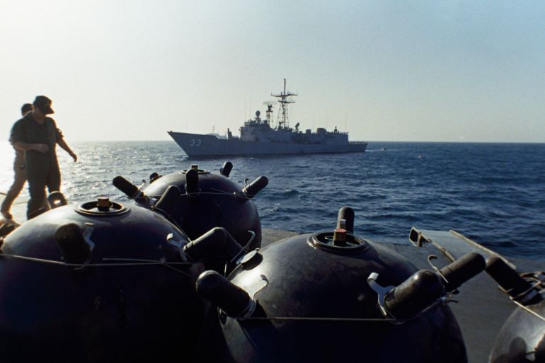 Mines in the Strait of Hormuz… Has Tehran lost its most powerful strategic card?