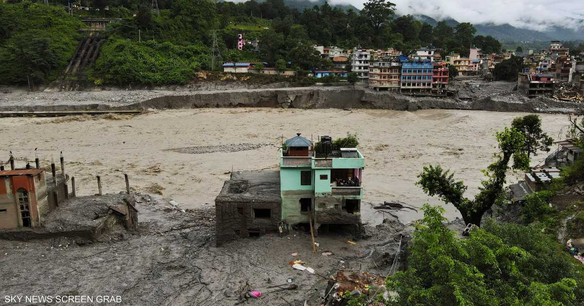 “Miracle House” in Nepal… How did it survive the flood?