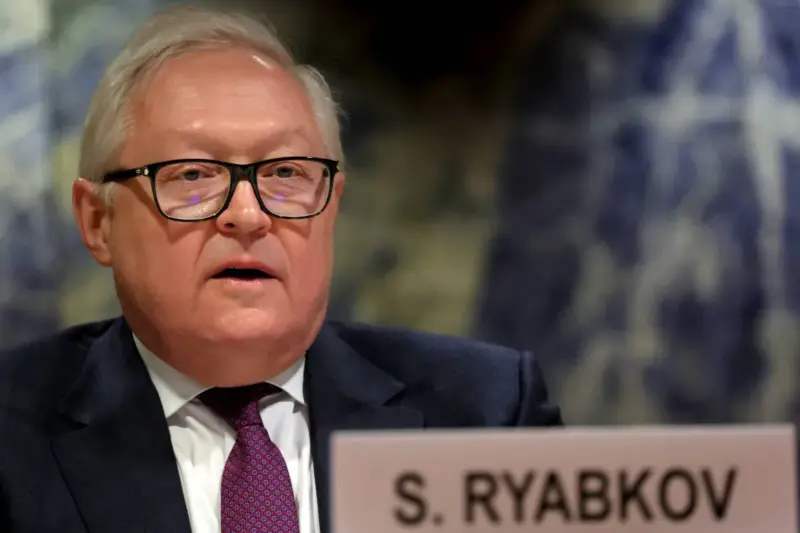 Moscow does not rule out holding a tripartite meeting between the leaders of Russia, America and China