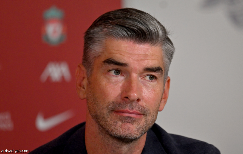 Ronaldo was sent off and Inzaghi stopped.. Who is Hughes, the new coach of Al Hilal?