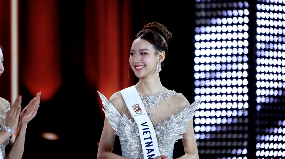 What did Vietnam win in the Miss World pageant after a month? - Photo 1